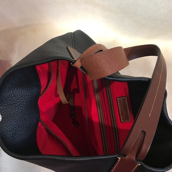😍Dooney and Bourke black & brown pebbled hobo - Picture 4 of 7